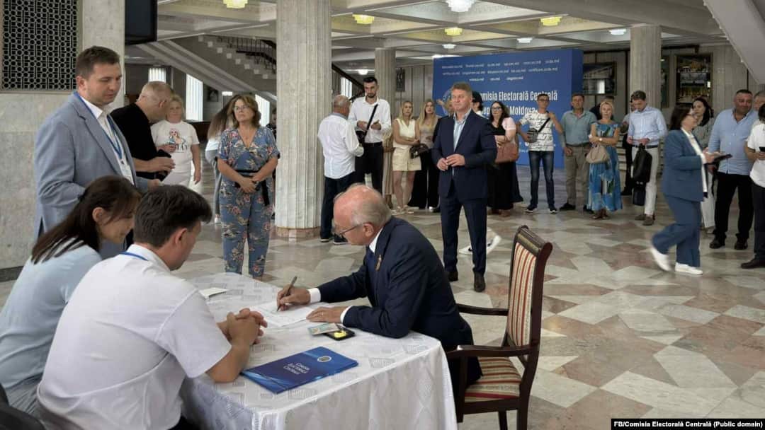 CEC a reluat ședința: Costiuc și cererile sale acceptate de comisie